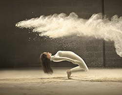 Оказалось, ChatGPT не чурается брать информацию из Google. Хоть и не напрямую